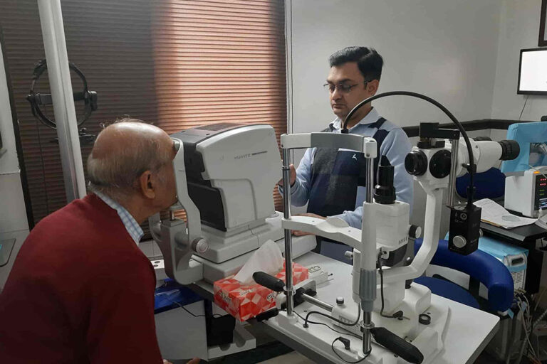 Dr Shakeen Eye & Dental Hospital | Specs Removal,Retina Surgery & Green laser eye treatment in amritsar